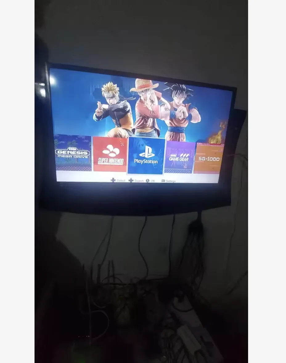 Menu de emuladores (Genesis, SNES, PlayStation) na TV
